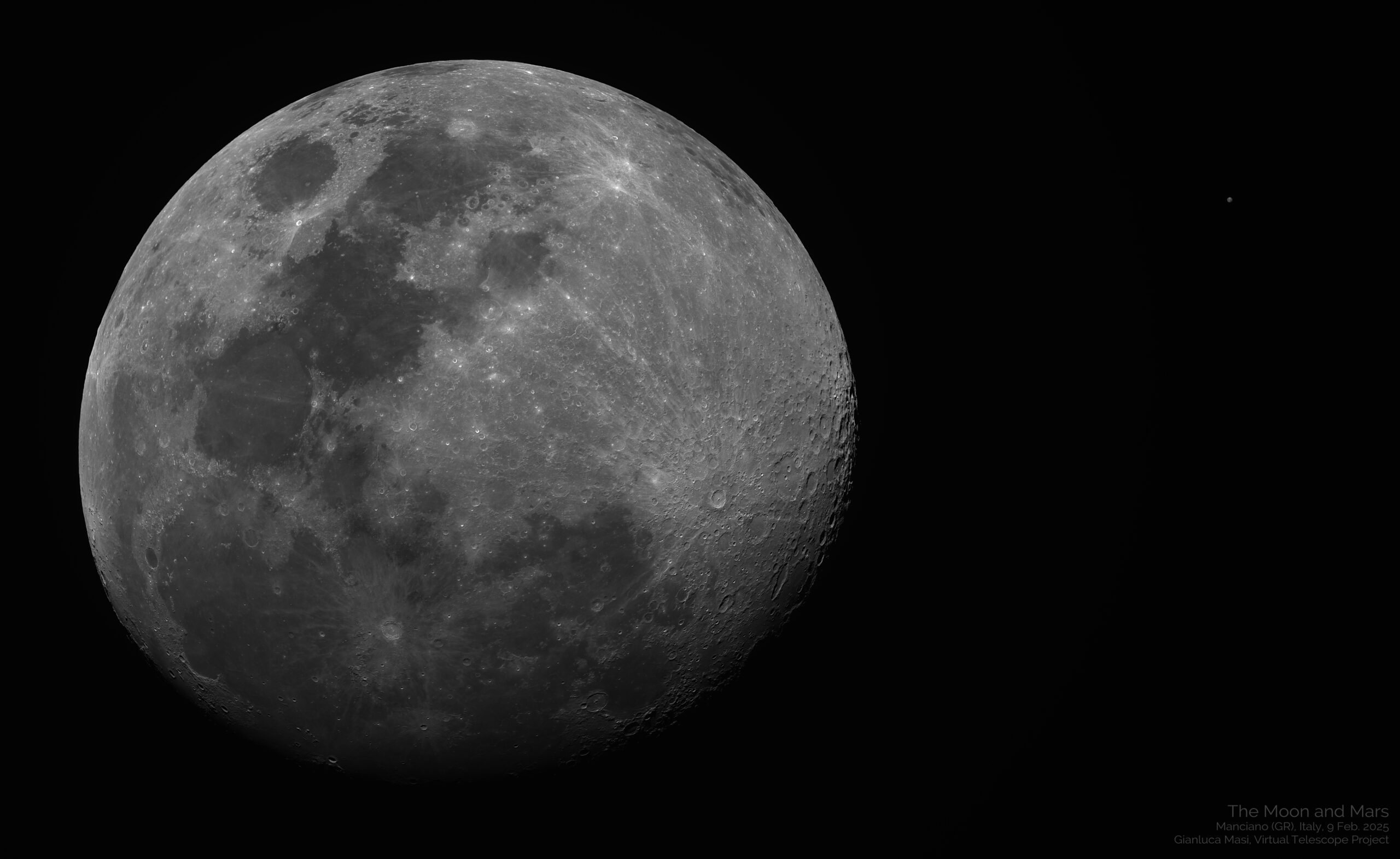 The Moon and Mars at conjunction.